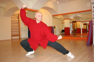 Sala-Tai-Chi-Exersare-in-Grup17