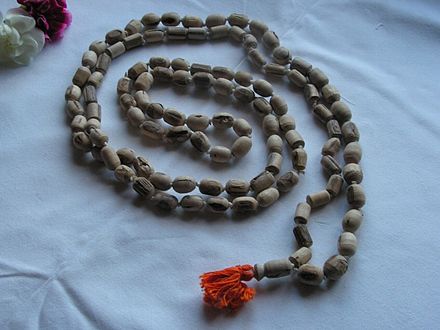 tipuri-de-meditaite-meditatia-cu-mantre-mala